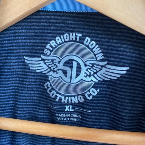 🏌️⛳️Straight Down Clothing Co. 1/4 Zip from Golf Town - Picture 3 of 8